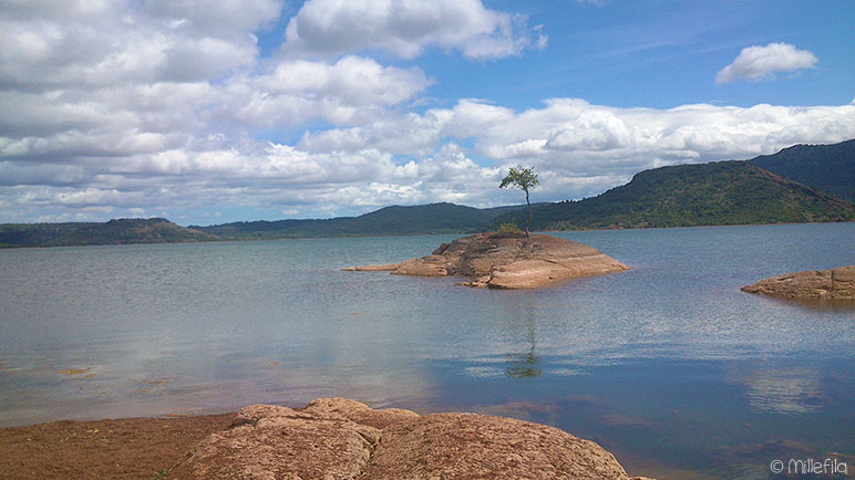 Lac du Salagou